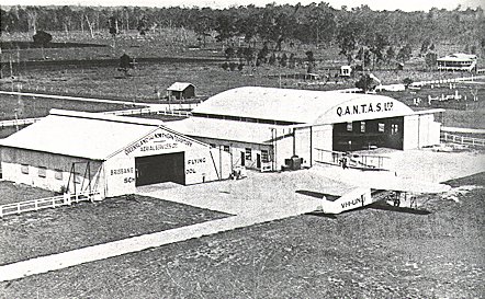 Archerfield hangars 4 and 5 in 1933.